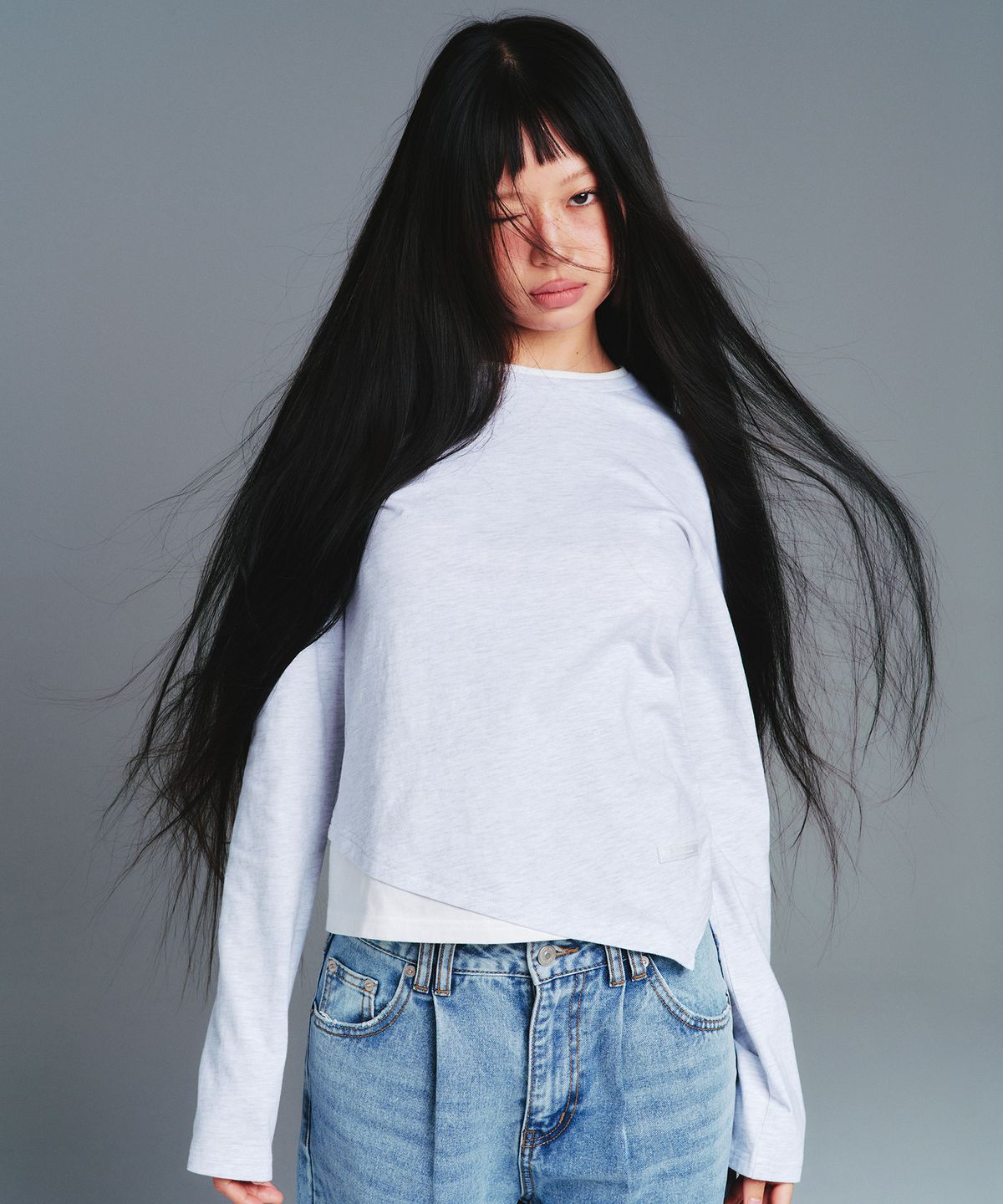 아메스 월드와이드(AMES-WORLDWIDE) CLASSIC UNBALANCE LAYERED LS TEE LIGHT GREY
