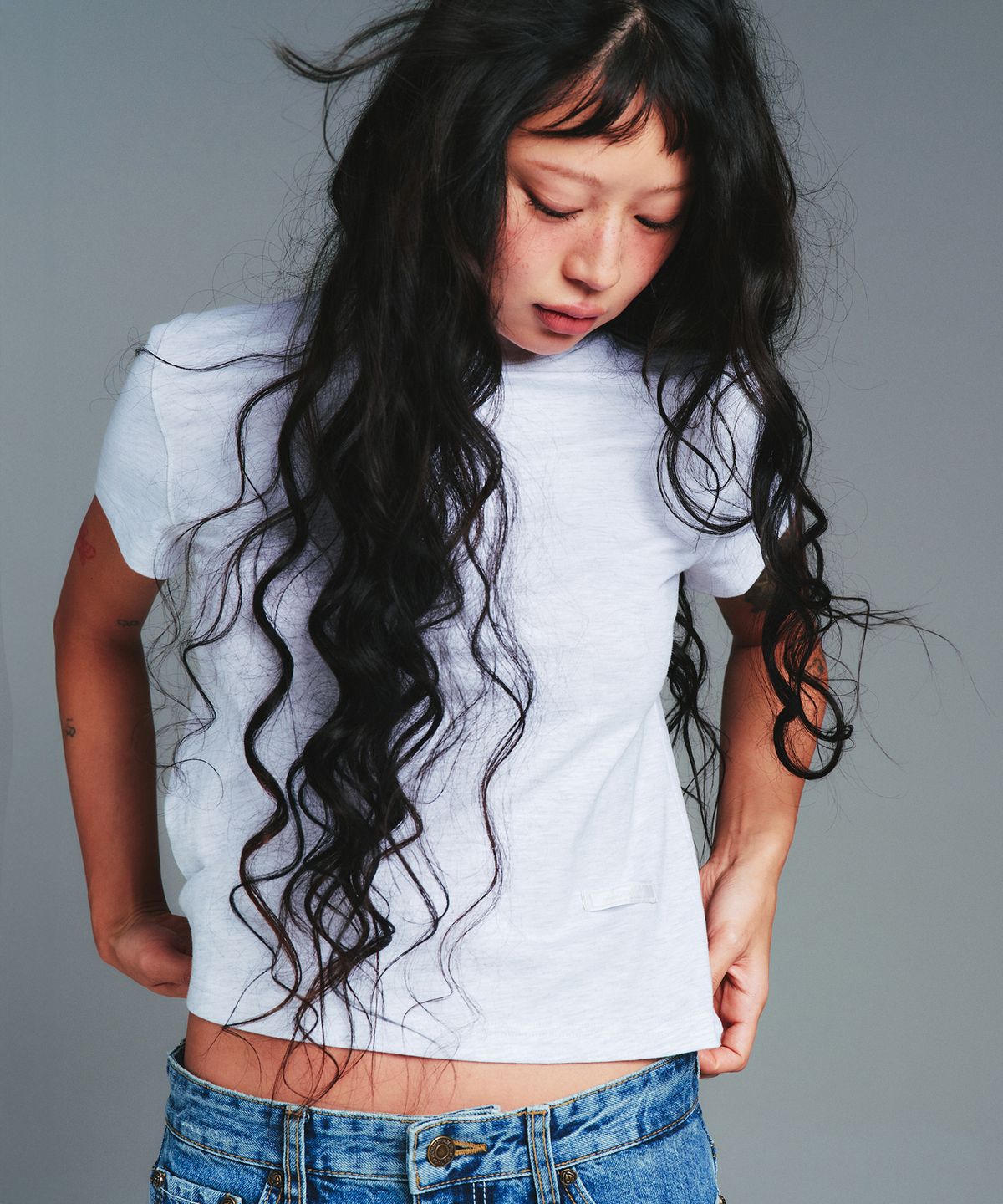 아메스 월드와이드(AMES-WORLDWIDE) CLASSIC BASIC TEE LIGHT GREY