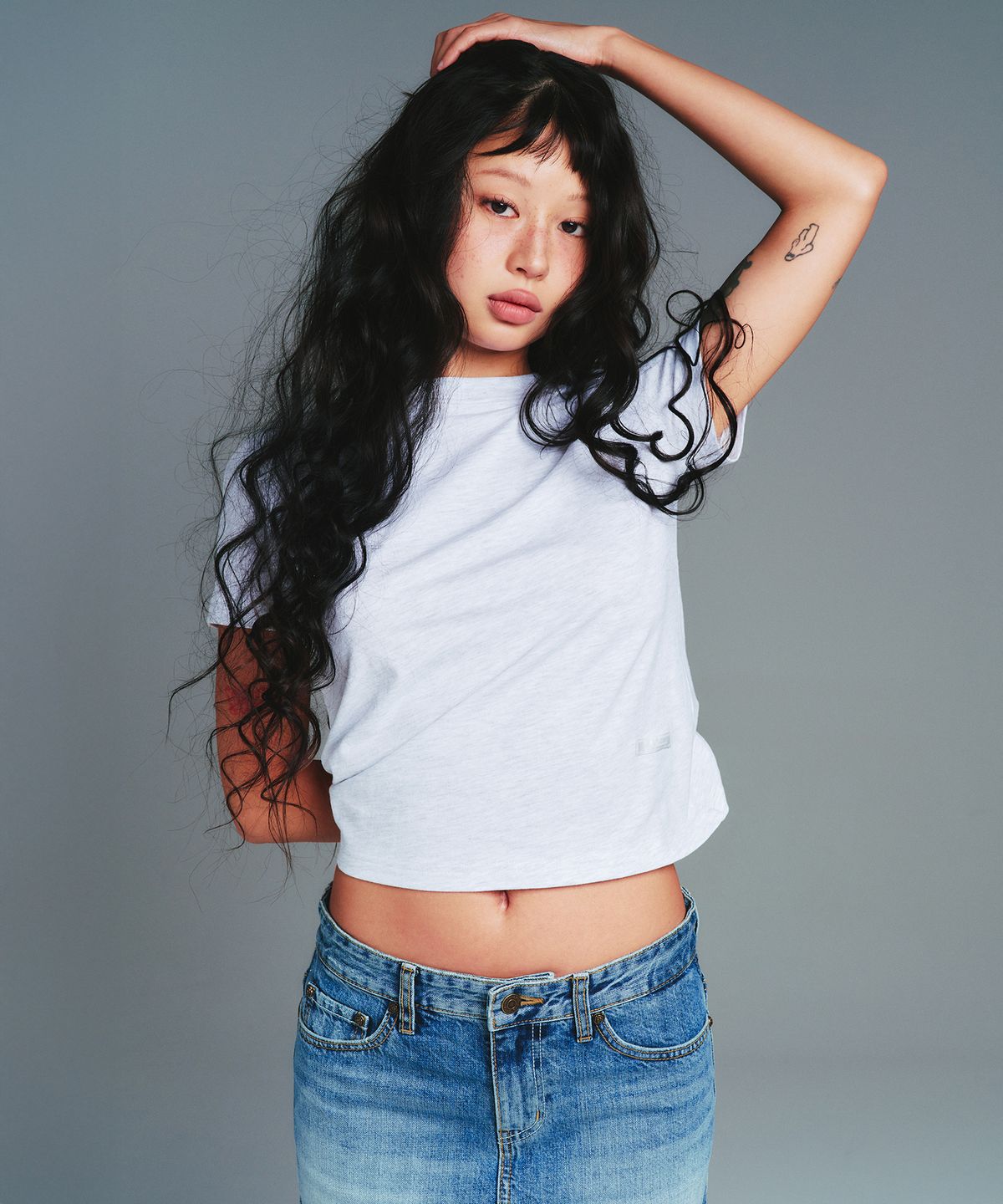 아메스 월드와이드(AMES-WORLDWIDE) CLASSIC BASIC TEE LIGHT GREY