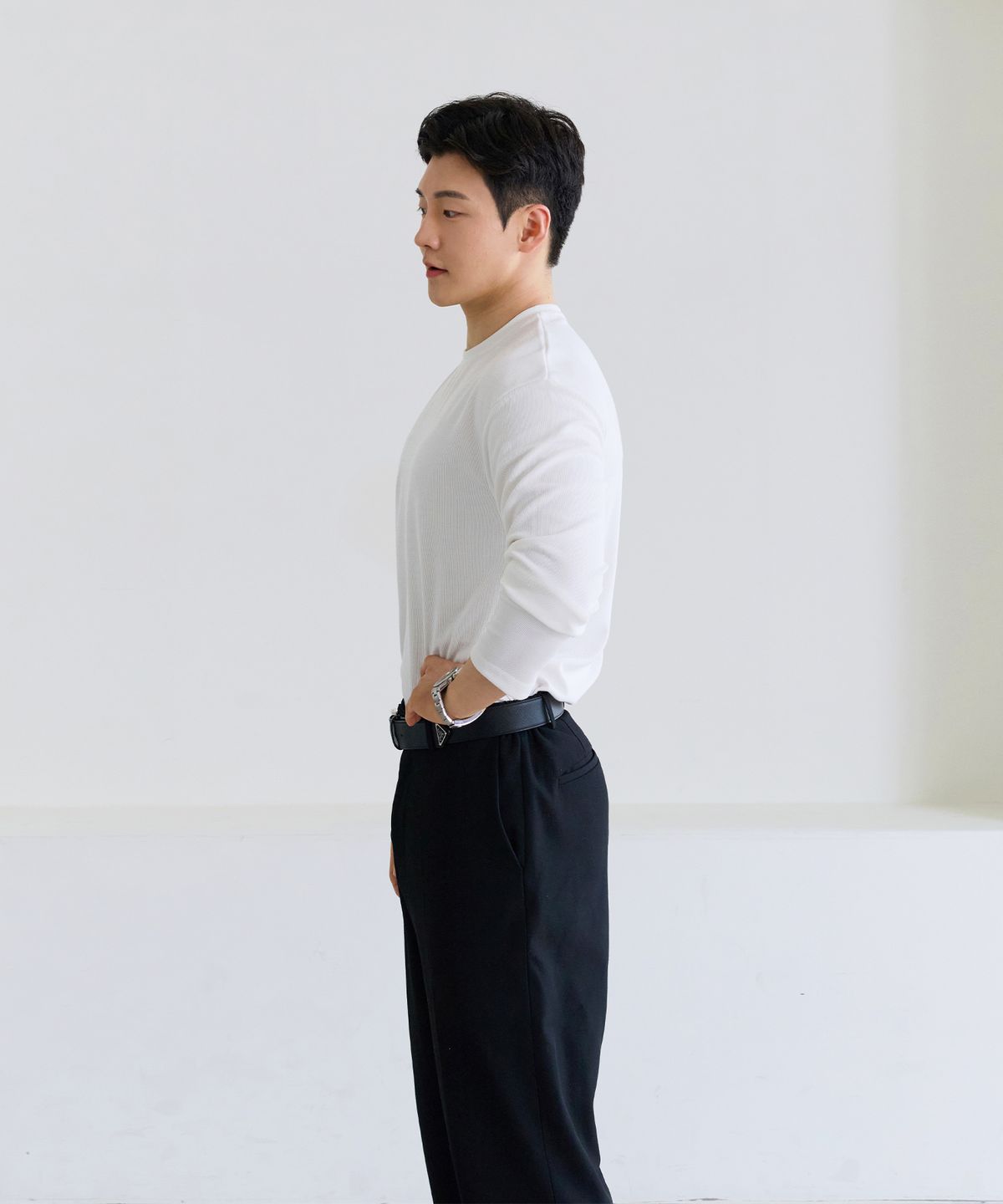 핵쿨남(HECKCOOLNAM) 탄탄 어깨넓어보이는 남자 머슬핏 긴팔 라운드 티셔츠