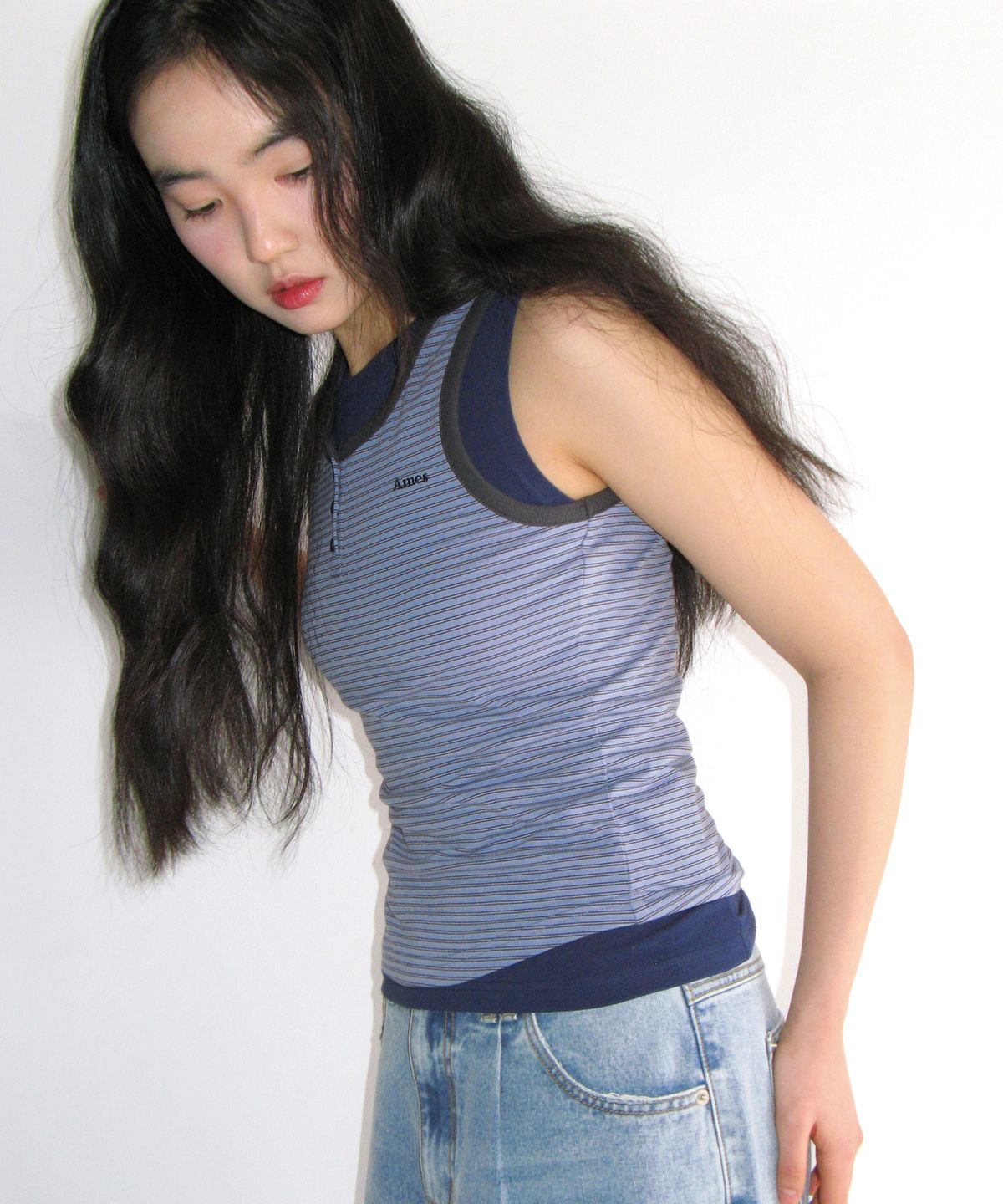 아메스 월드와이드(AMES-WORLDWIDE) LAYERED BUTTON SLEEVELESS BLUE