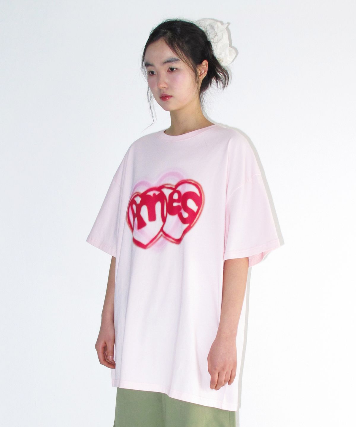 아메스 월드와이드(AMES-WORLDWIDE) HEART SPRAY TEE PINK