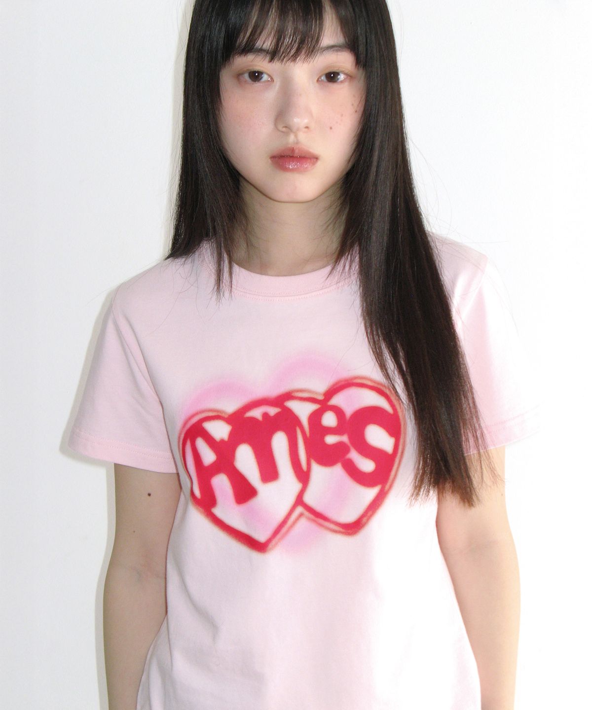 아메스 월드와이드(AMES-WORLDWIDE) HEART SPRAY TEE PINK