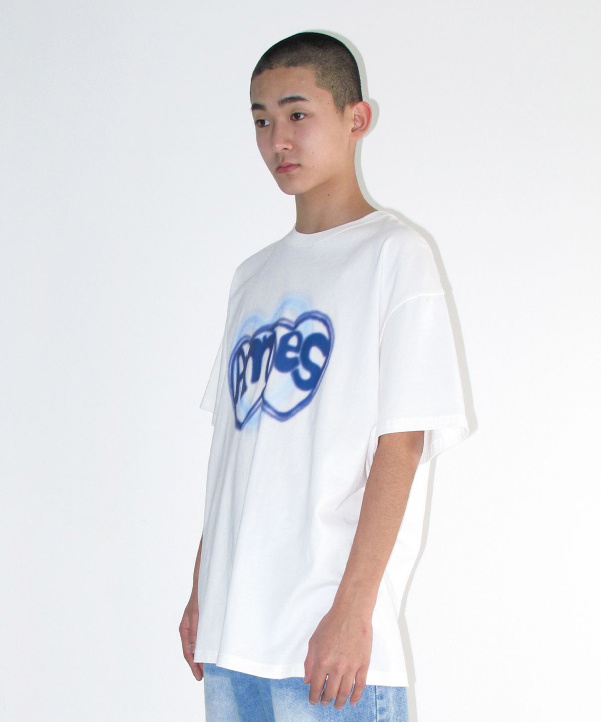 아메스 월드와이드(AMES-WORLDWIDE) HEART SPRAY TEE WHITE