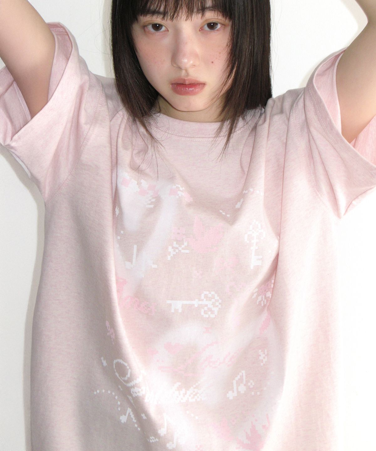 아메스 월드와이드(AMES-WORLDWIDE) HEART PIXEL ART TEE PINK