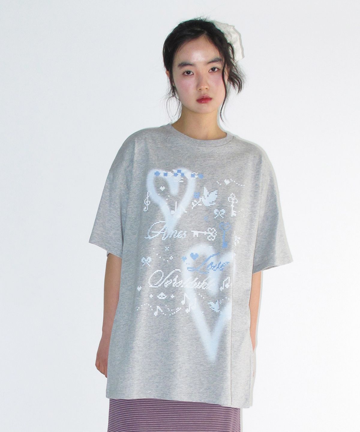 아메스 월드와이드(AMES-WORLDWIDE) HEART PIXEL ART TEE GREY