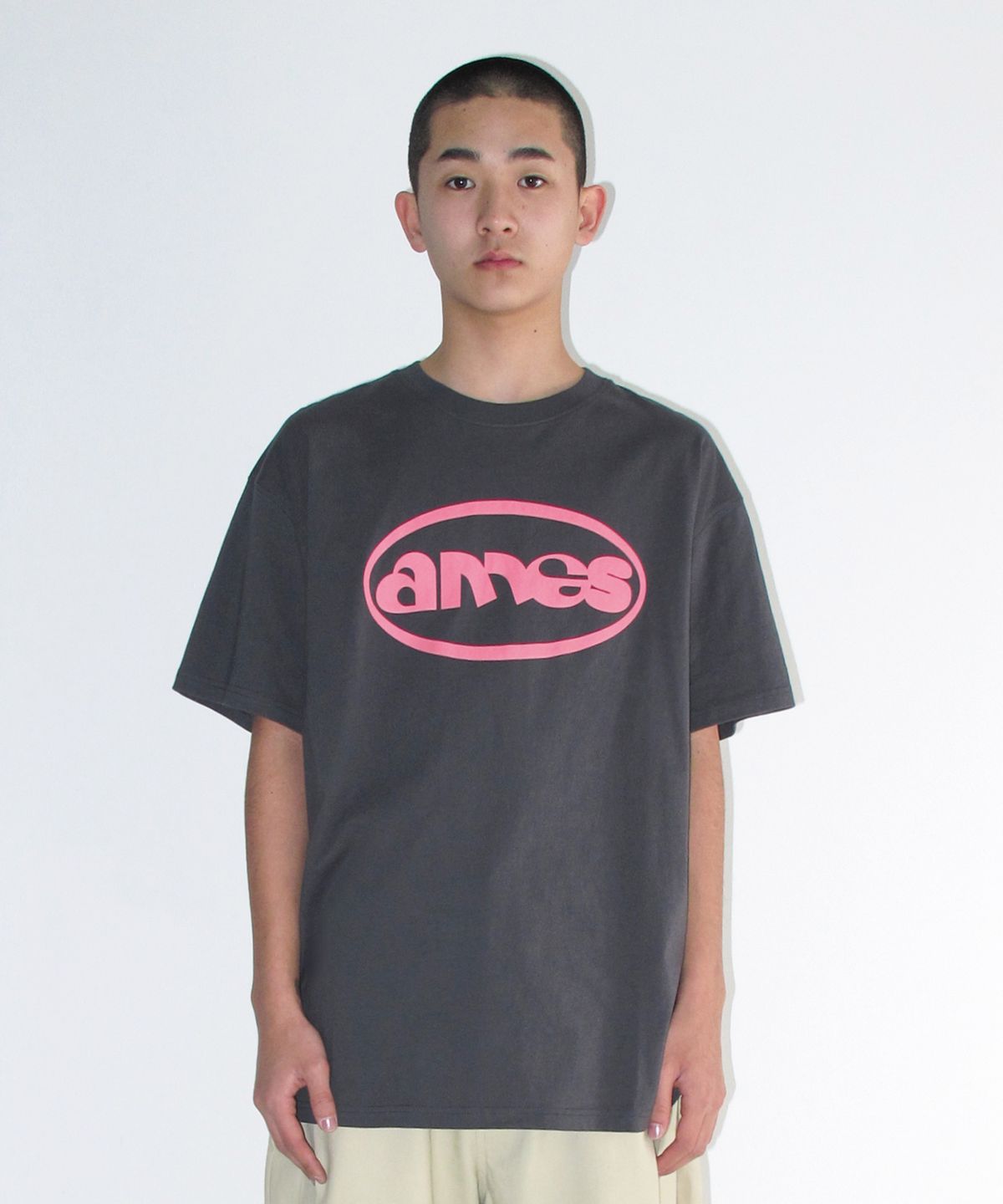 아메스 월드와이드(AMES-WORLDWIDE) AMES CIRCLE LOGO SYMBOL TEE CHARCOAL