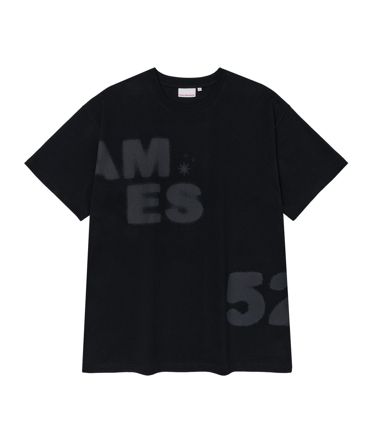 아메스 월드와이드(AMES-WORLDWIDE) SPRAY 52 TYPO TEE BLACK