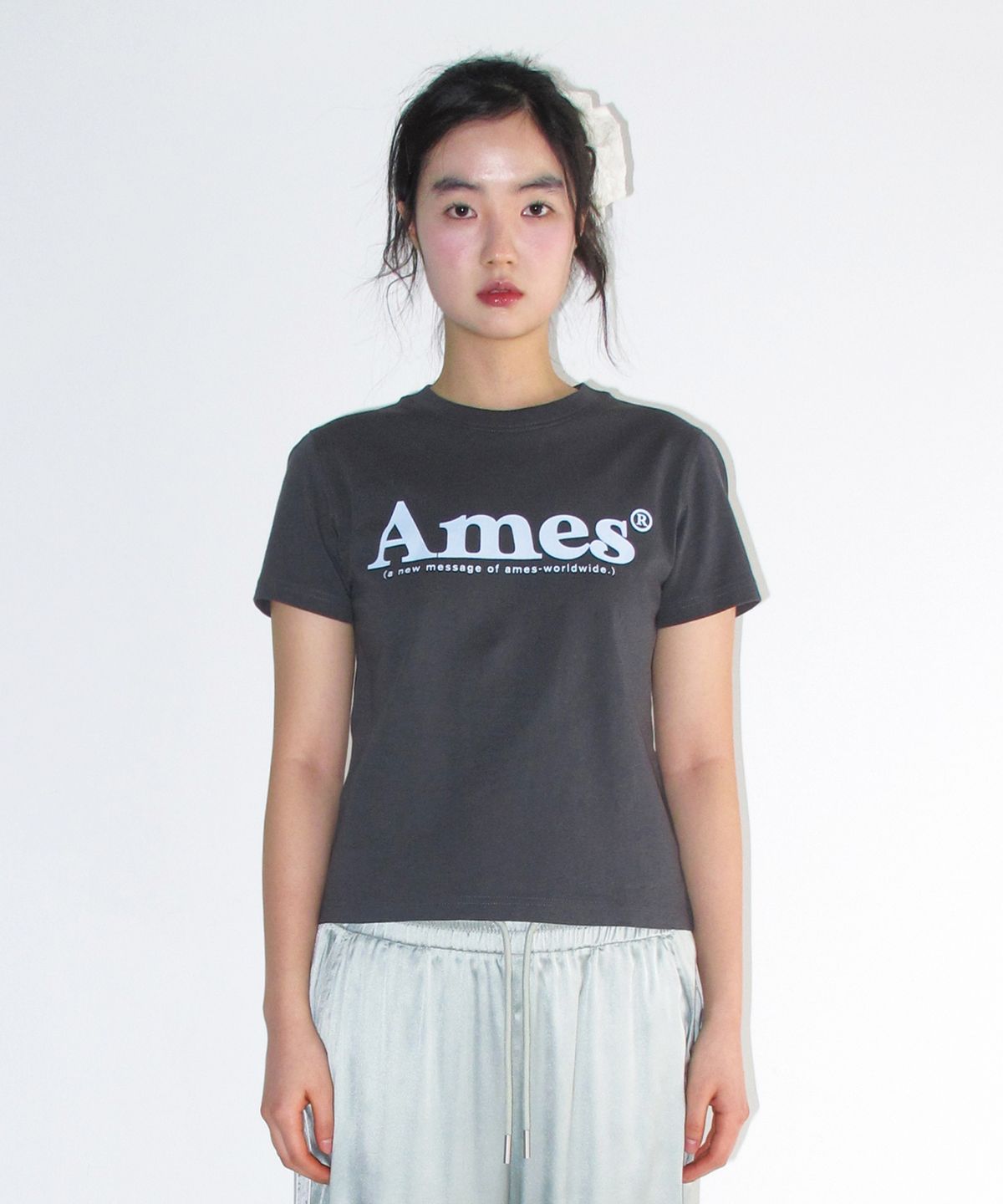 아메스 월드와이드(AMES-WORLDWIDE) BASIC LOGO TEE CHARCOAL