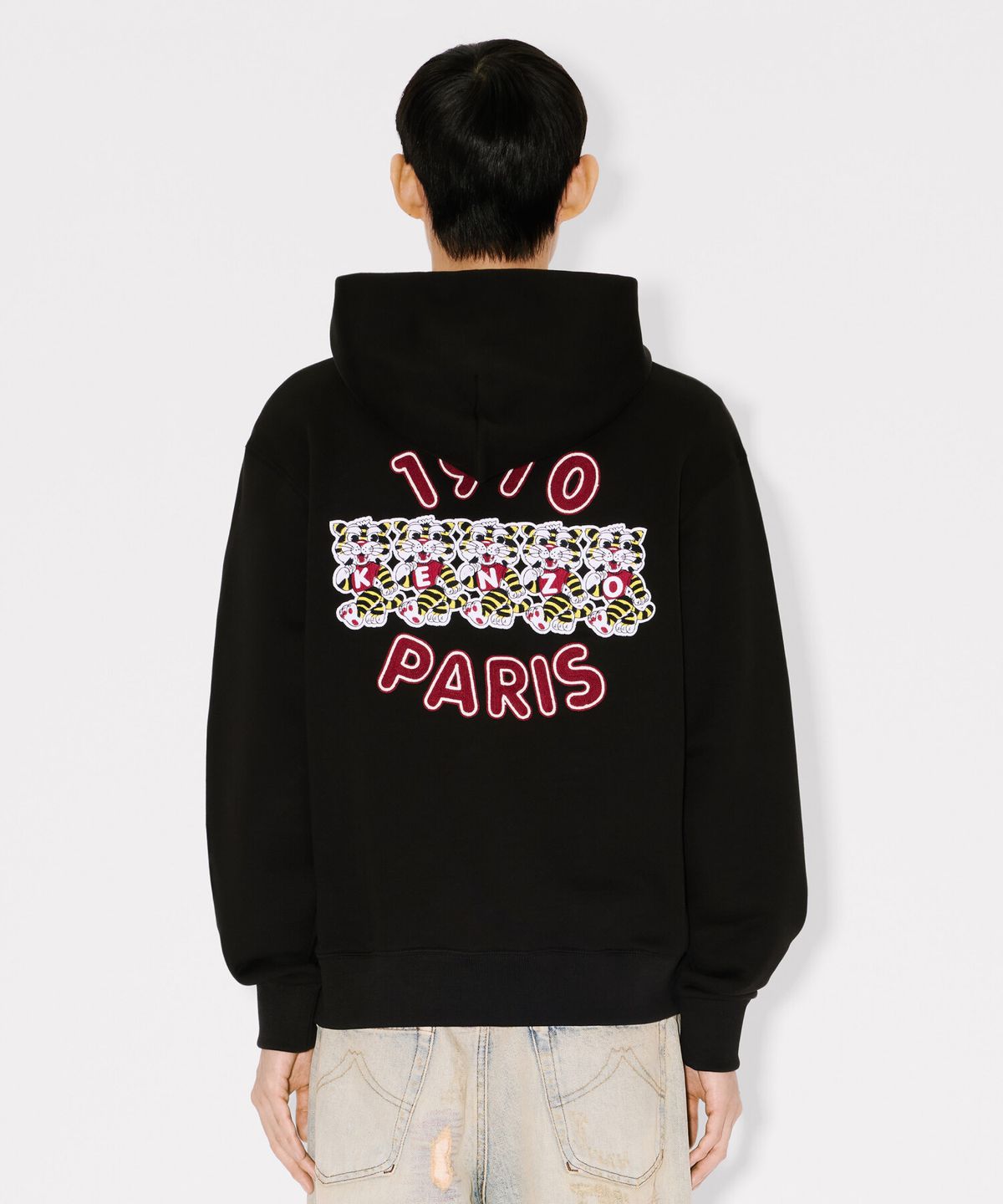 겐조(KENZO) 남성 겐조 와일드 타이거 자수 클래식 블랙 후드_K265AMW303BKX