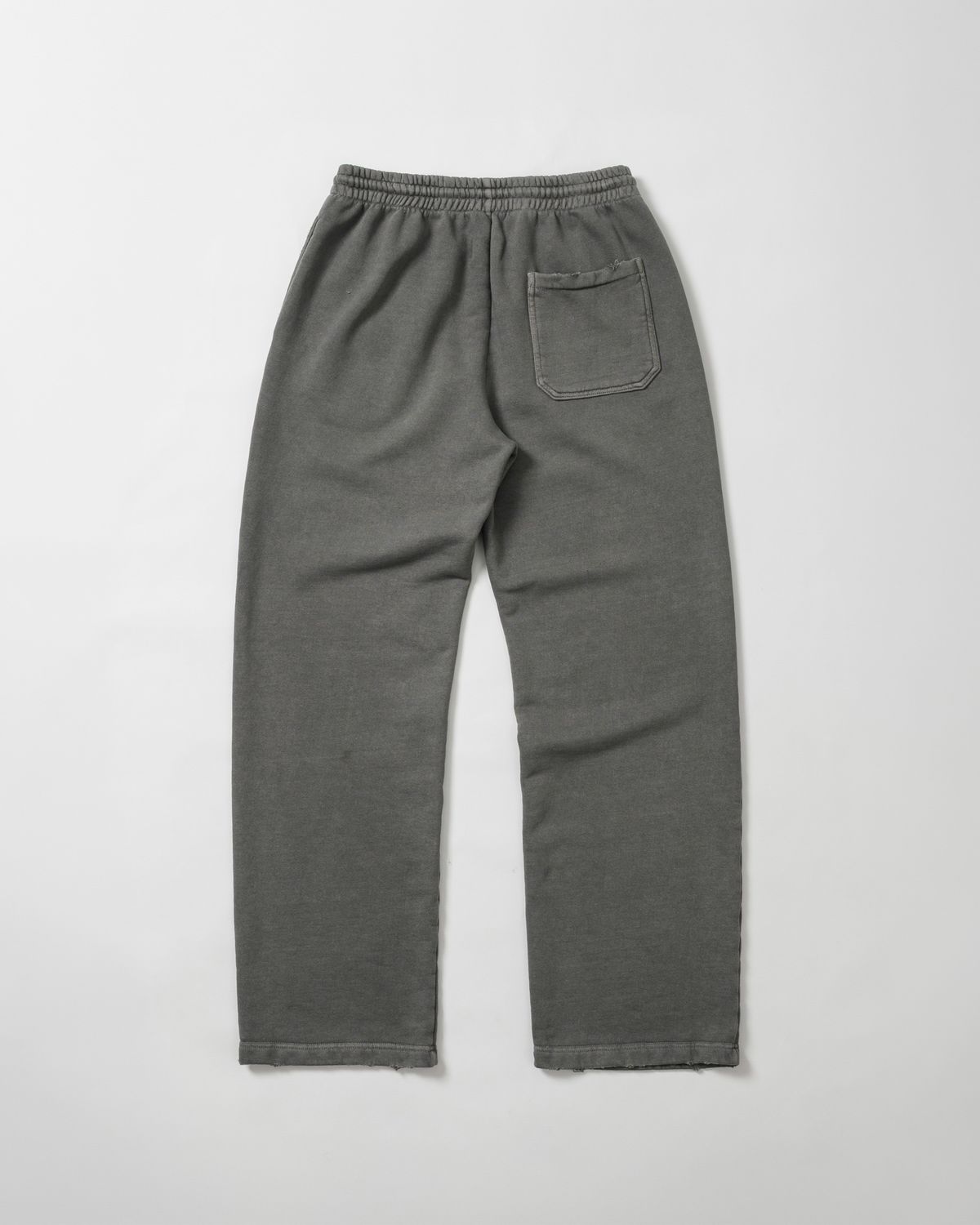 슈퍼벨로체(SUPERVELOCE) Miglia Straight Sweatpants Steel Gray