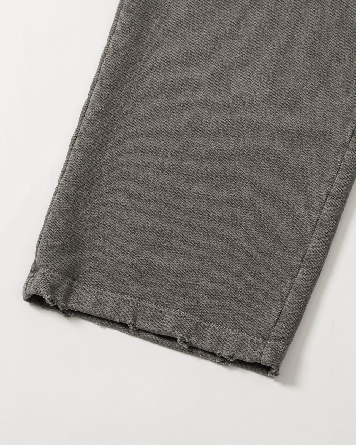 슈퍼벨로체(SUPERVELOCE) Miglia Straight Sweatpants Steel Gray