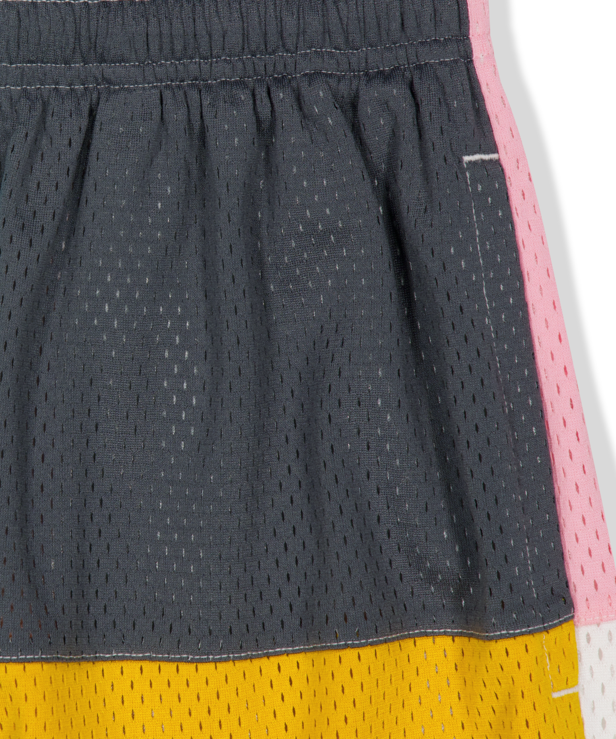 위캔더스(WKNDRS) PATCHWORK MESH SHORTS (L.MIX)