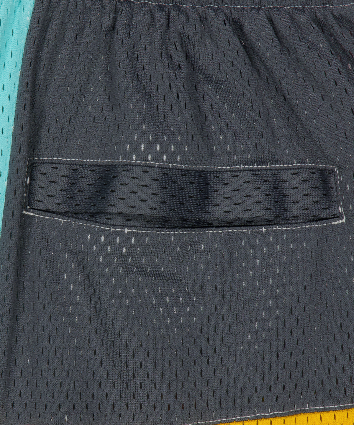 위캔더스(WKNDRS) PATCHWORK MESH SHORTS (L.MIX)