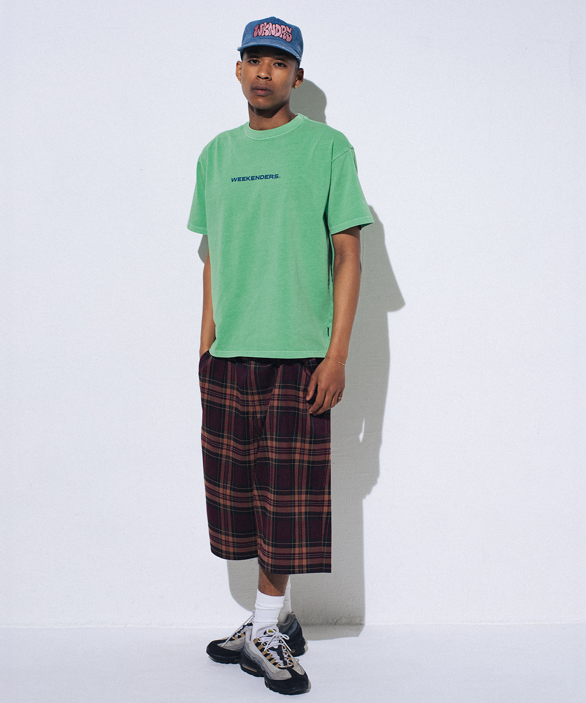 위캔더스(WKNDRS) PLAID EASY SHORTS (BURGUNDY)