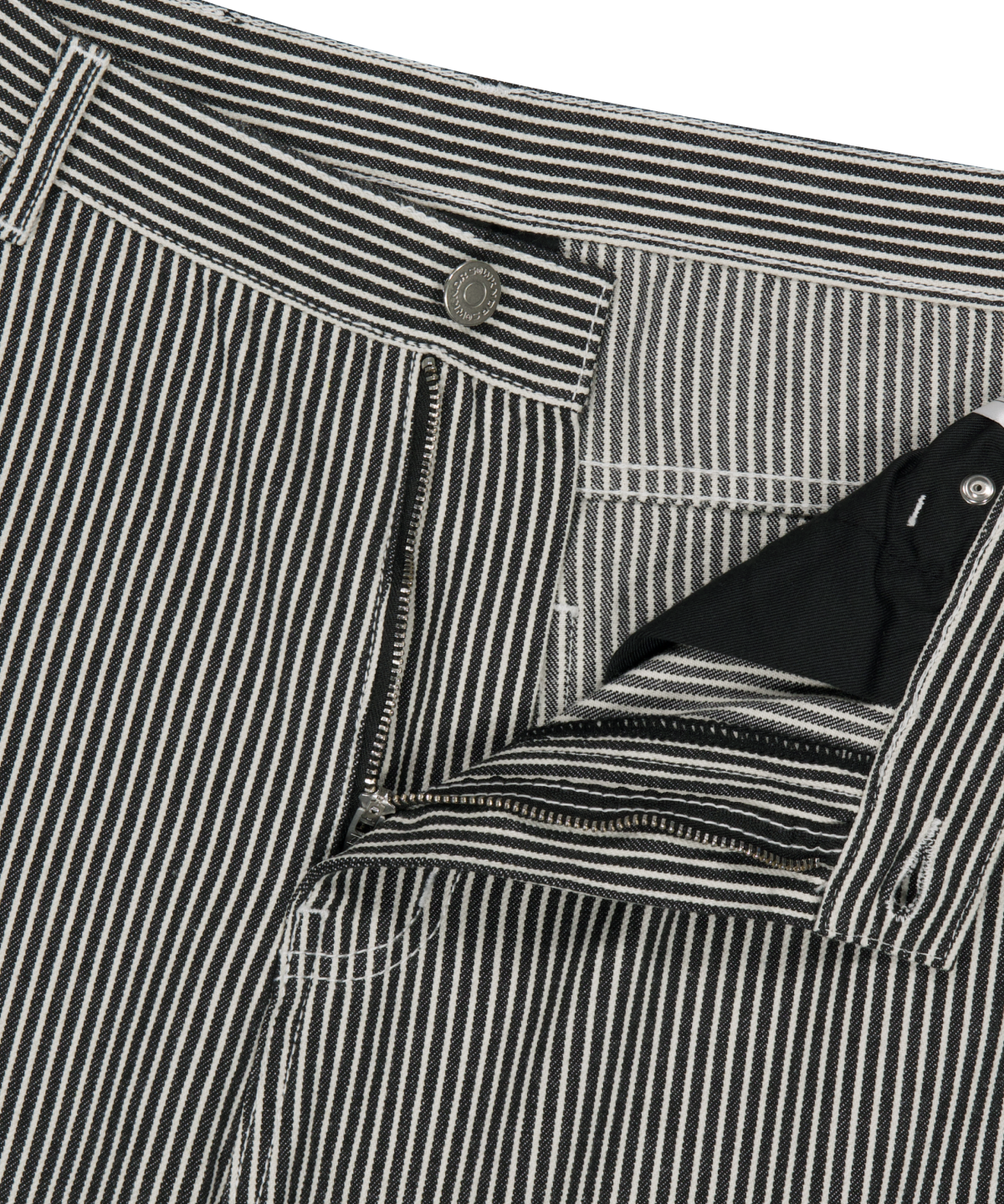 위캔더스(WKNDRS) PINSTRIPE SHORTS (BLACK)