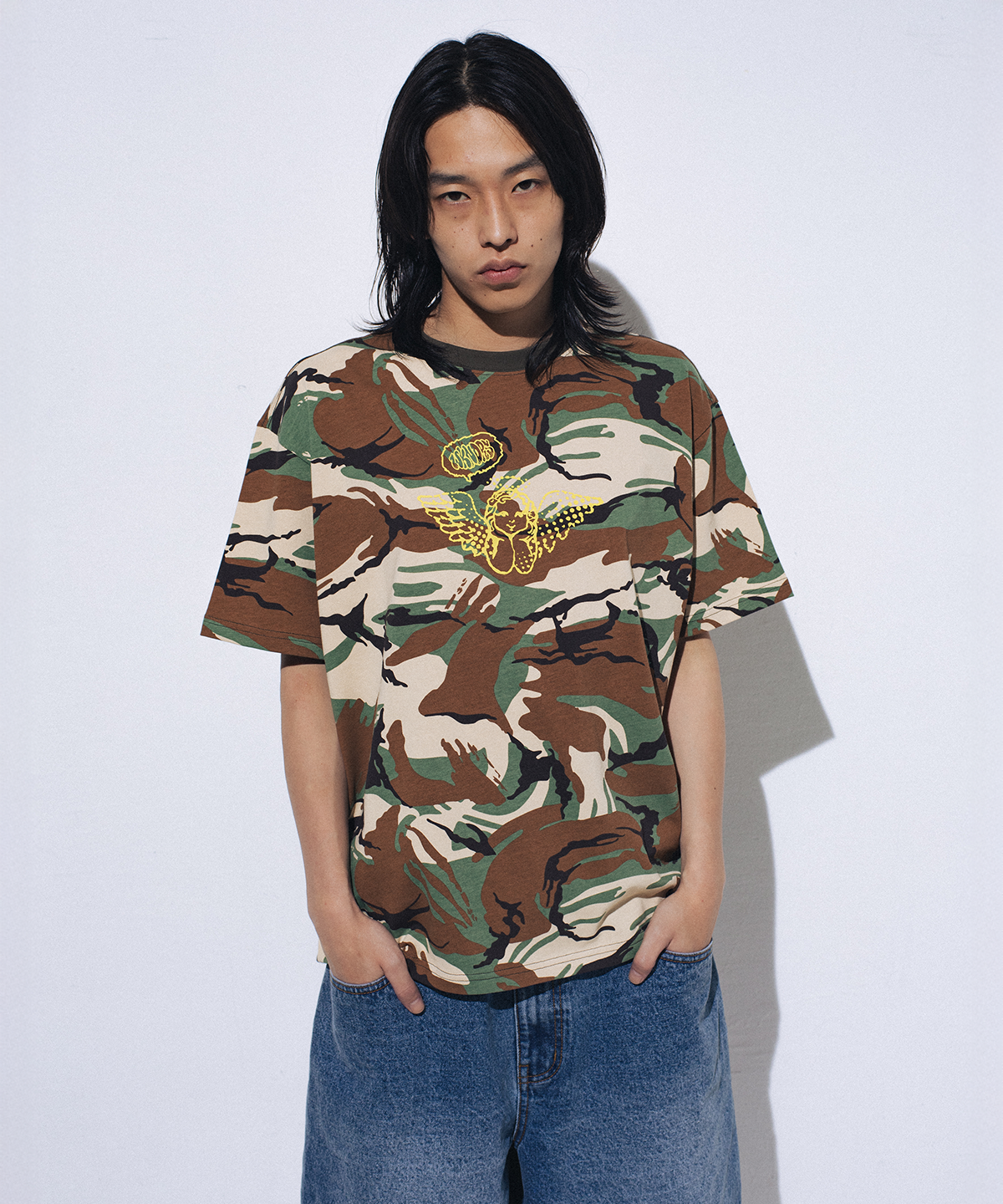 위캔더스(WKNDRS) PUTTO T-SHIRT (CAMO)
