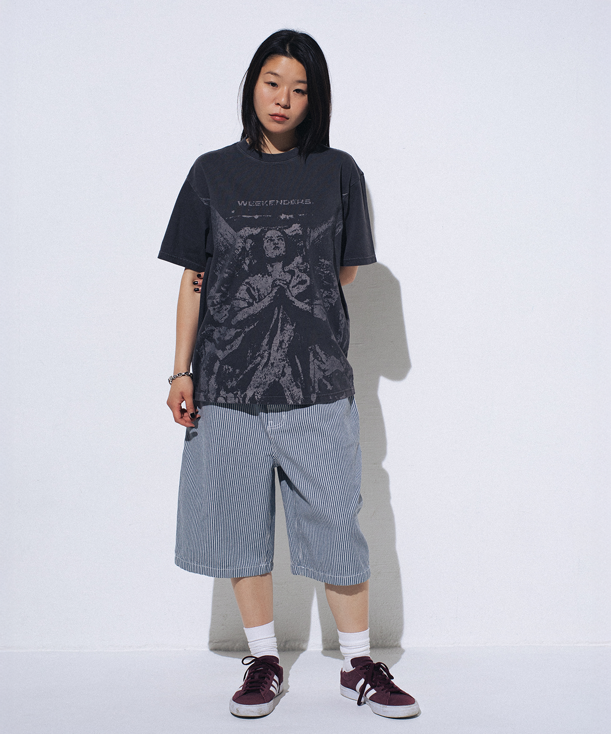 위캔더스(WKNDRS) PRAYER T-SHIRT (CHARCOAL)
