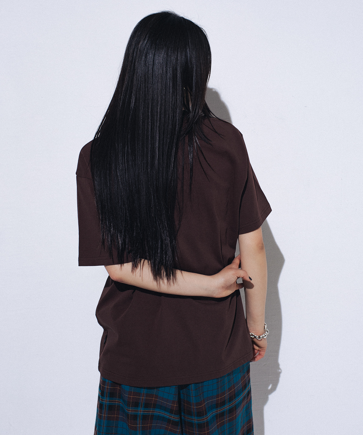 위캔더스(WKNDRS) WEEKEND T-SHIRT (BROWN)