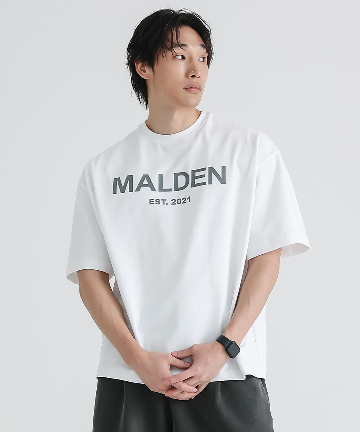 몰든(MALDEN) 아웃라인 오버핏 티셔츠