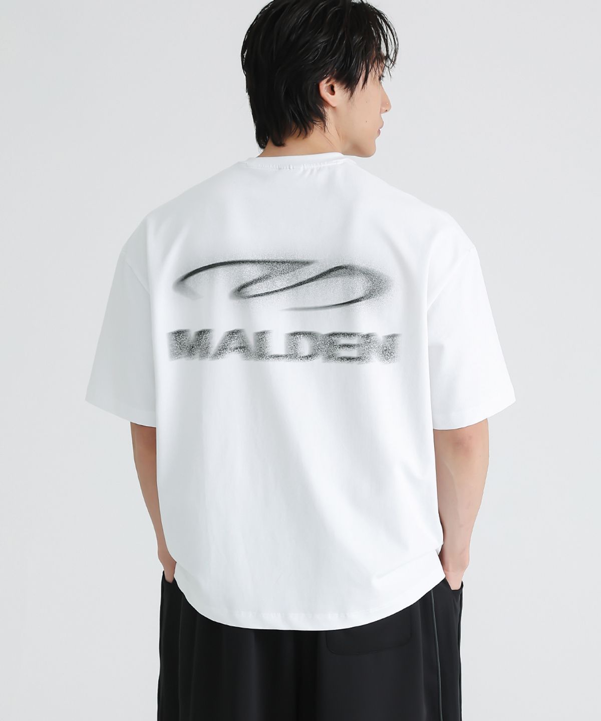 몰든(MALDEN) 노이즈 그래픽 오버핏 티셔츠