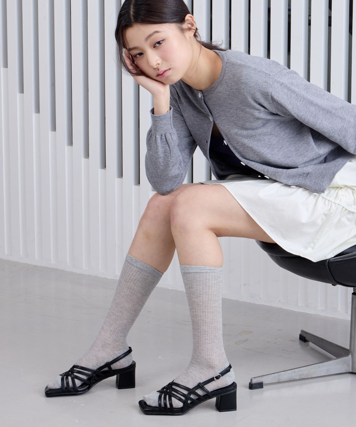 세스띠(CESTI) 크리스 크로스 슬링백 샌들 (BLACK)