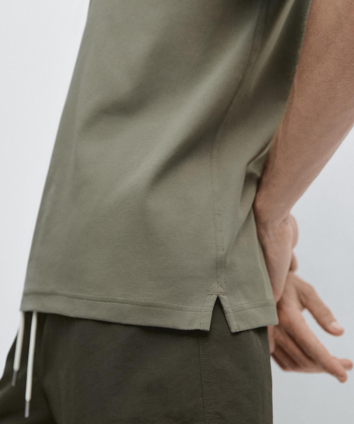 마시모두띠(MASSIMO DUTTI) 100% 코튼 반팔 티셔츠