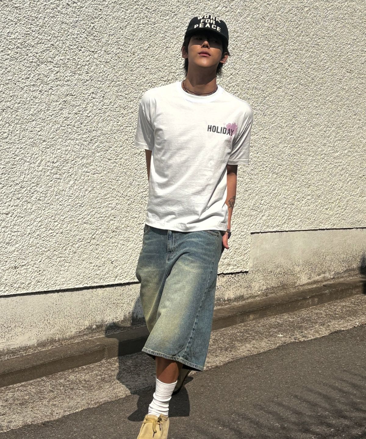 아모우(AMOU) HOLIDAY Half T- Shirts White