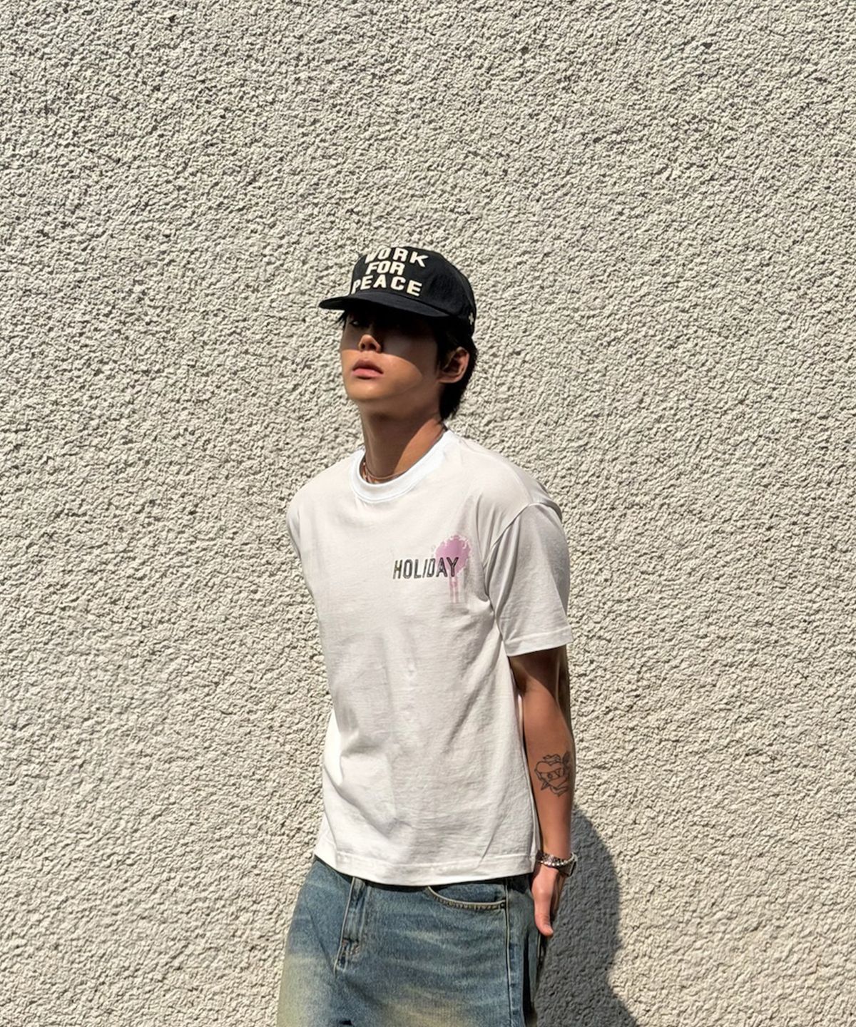 아모우(AMOU) HOLIDAY Half T- Shirts White
