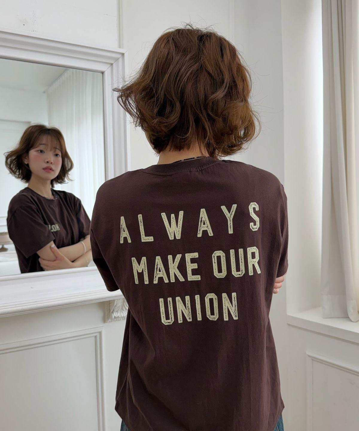 아모우(AMOU) HOLIDAY Half T-Shirts Brown