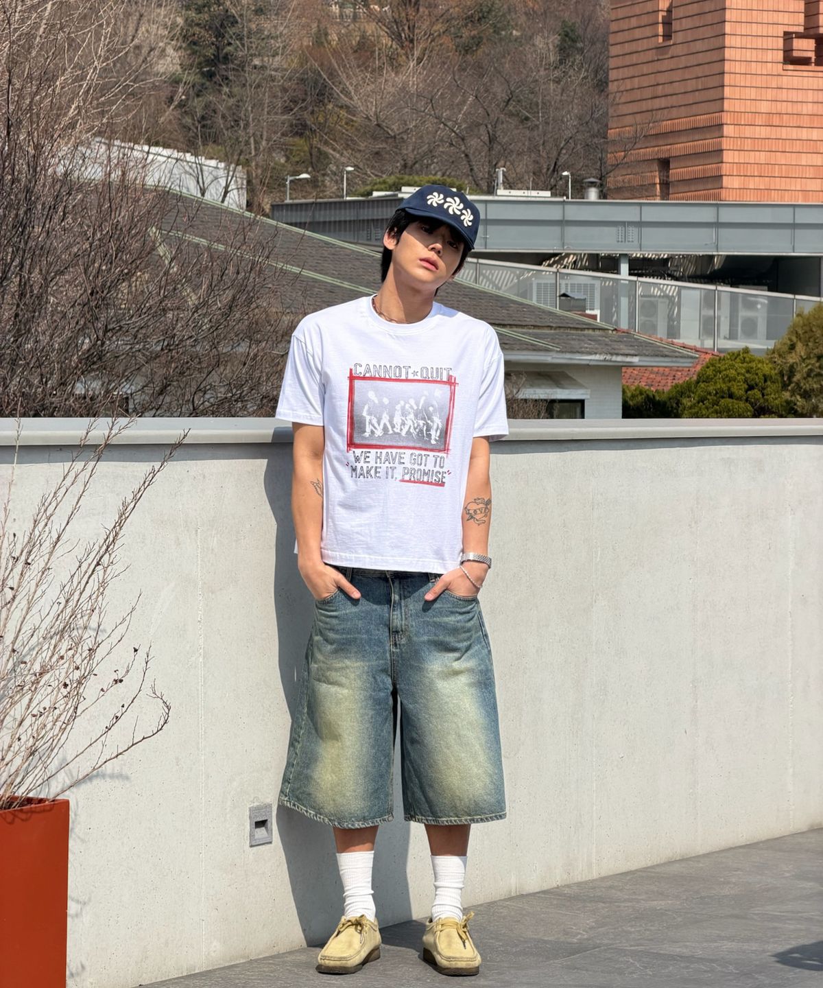 아모우(AMOU) Marking Box Half T-Shirts White