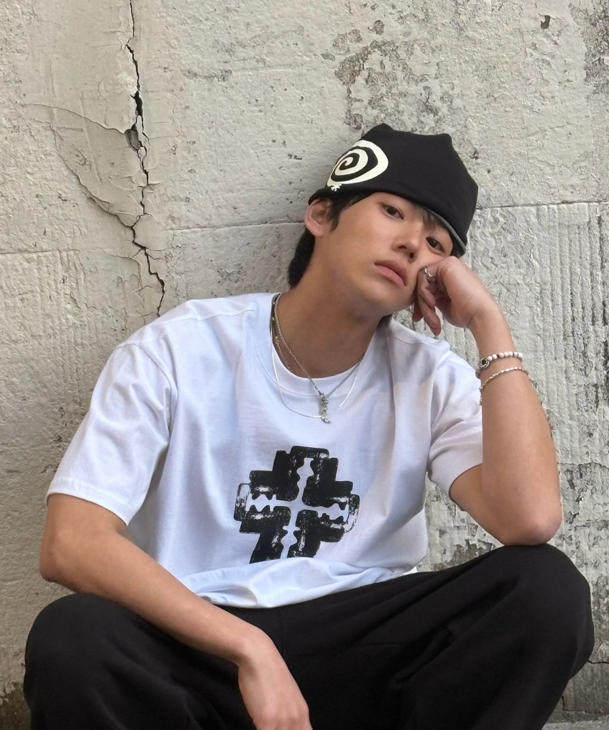 아모우(AMOU) Razor Cross Half T-Shirts White