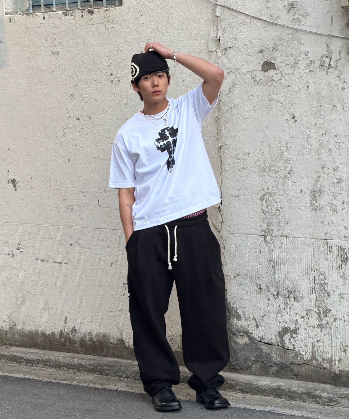 아모우(AMOU) Razor Cross Half T-Shirts White