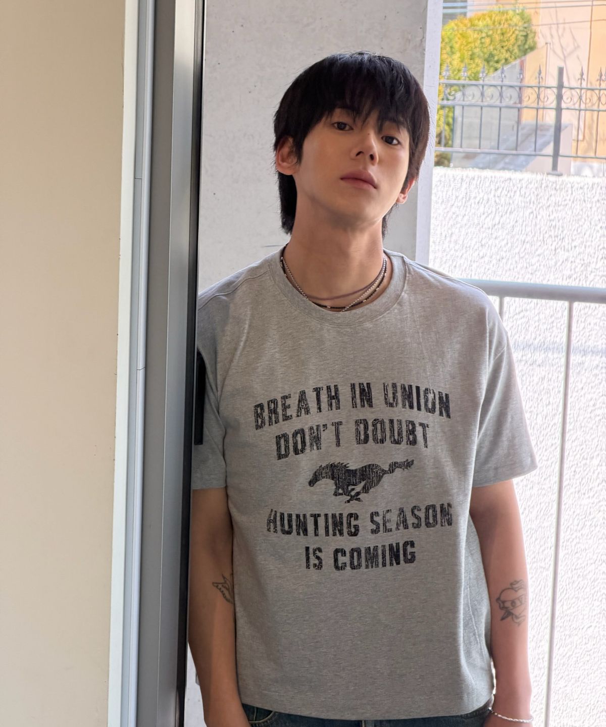 아모우(AMOU) Vintage Horse Half T-Shirts Gray