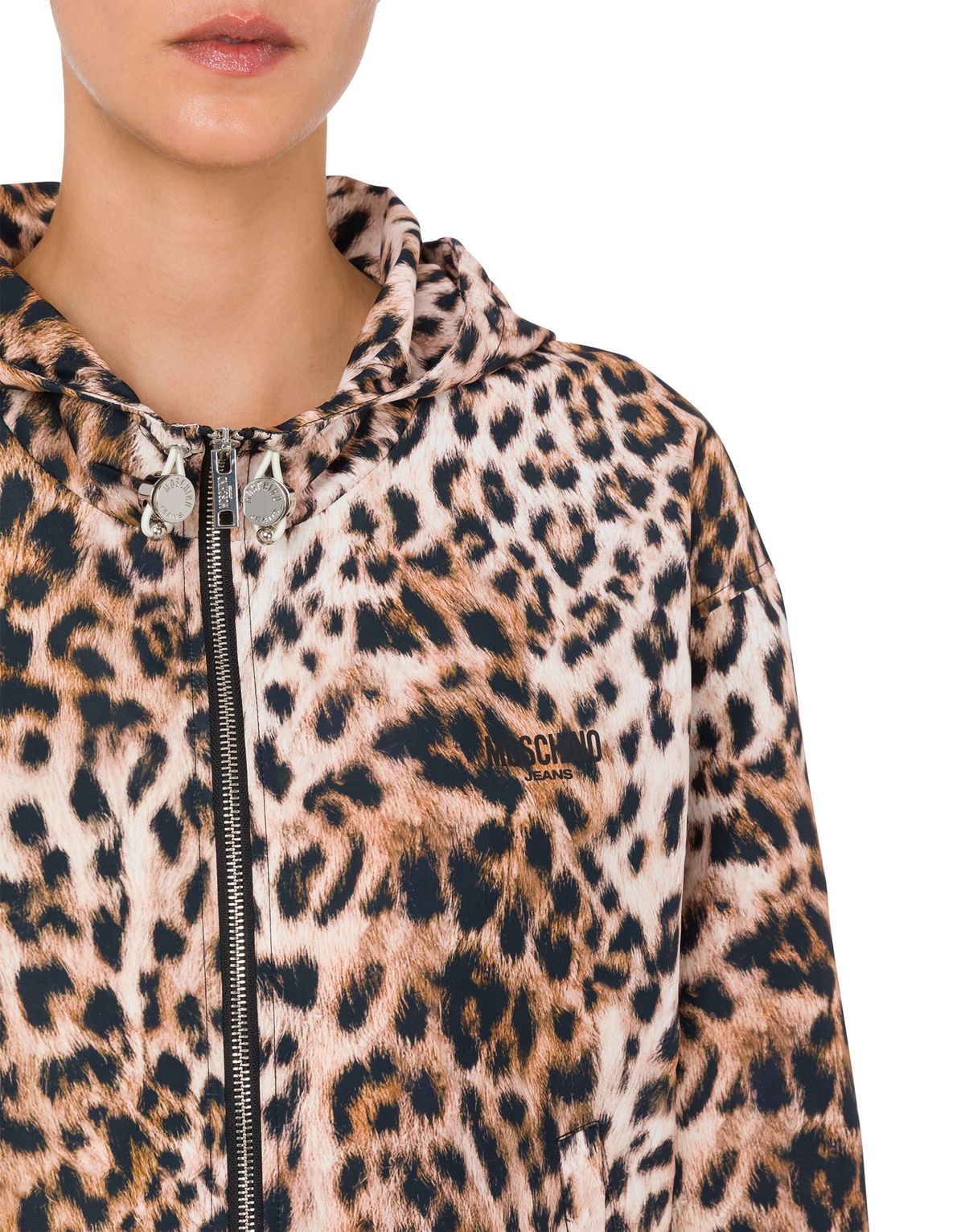모스키노(MOSCHINO) 진스 레오파드 프린트 나일론 재킷
