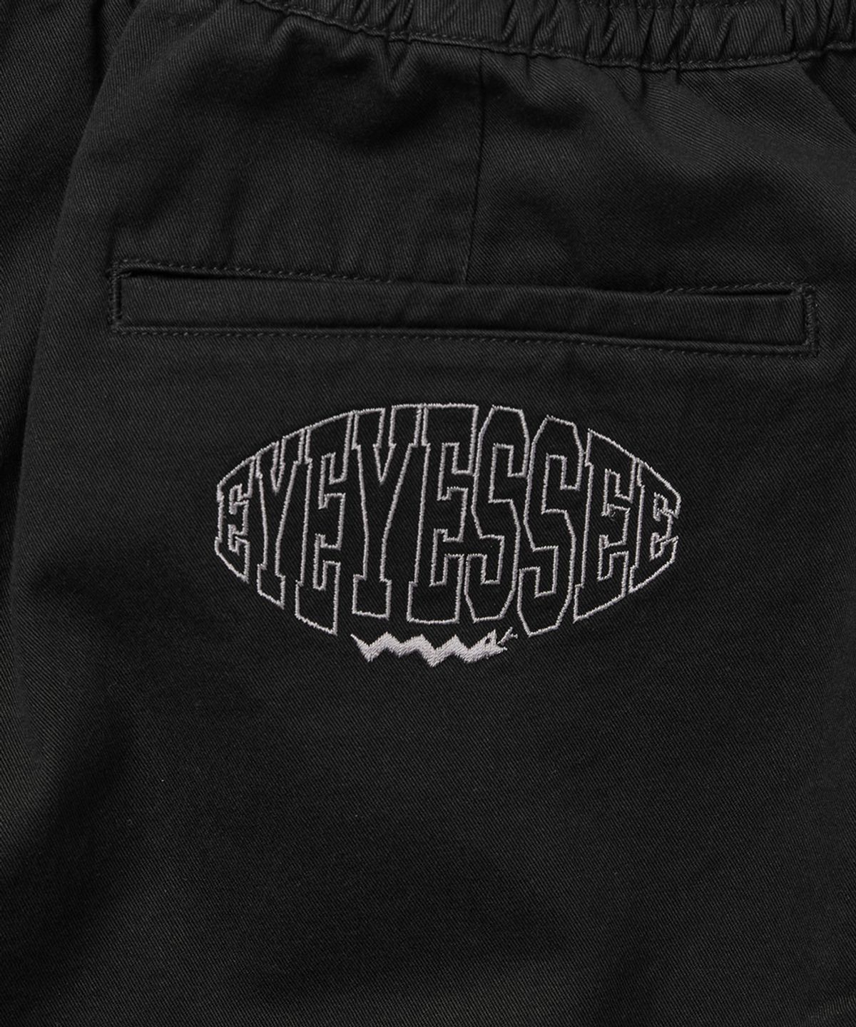 예스아이씨(YESEYESEE) C Logo Wide Shorts Black