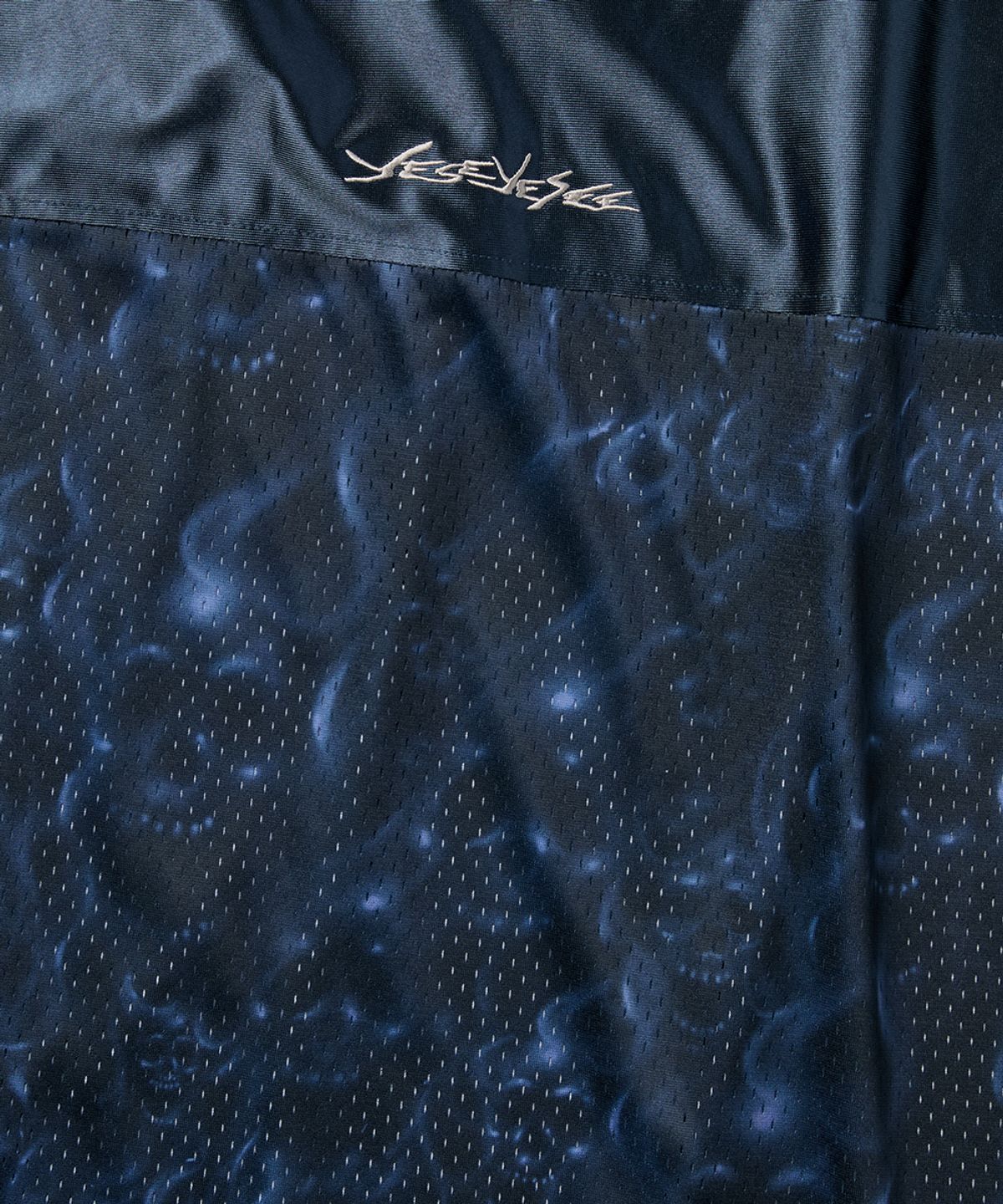 예스아이씨(YESEYESEE) Y.E.S Skull Mesh Tee Navy