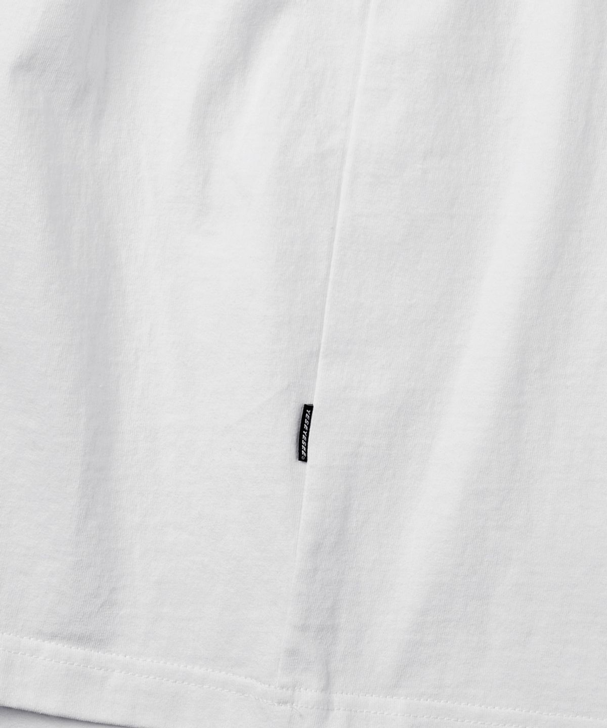예스아이씨(YESEYESEE) Y.E.S Magical Tee White