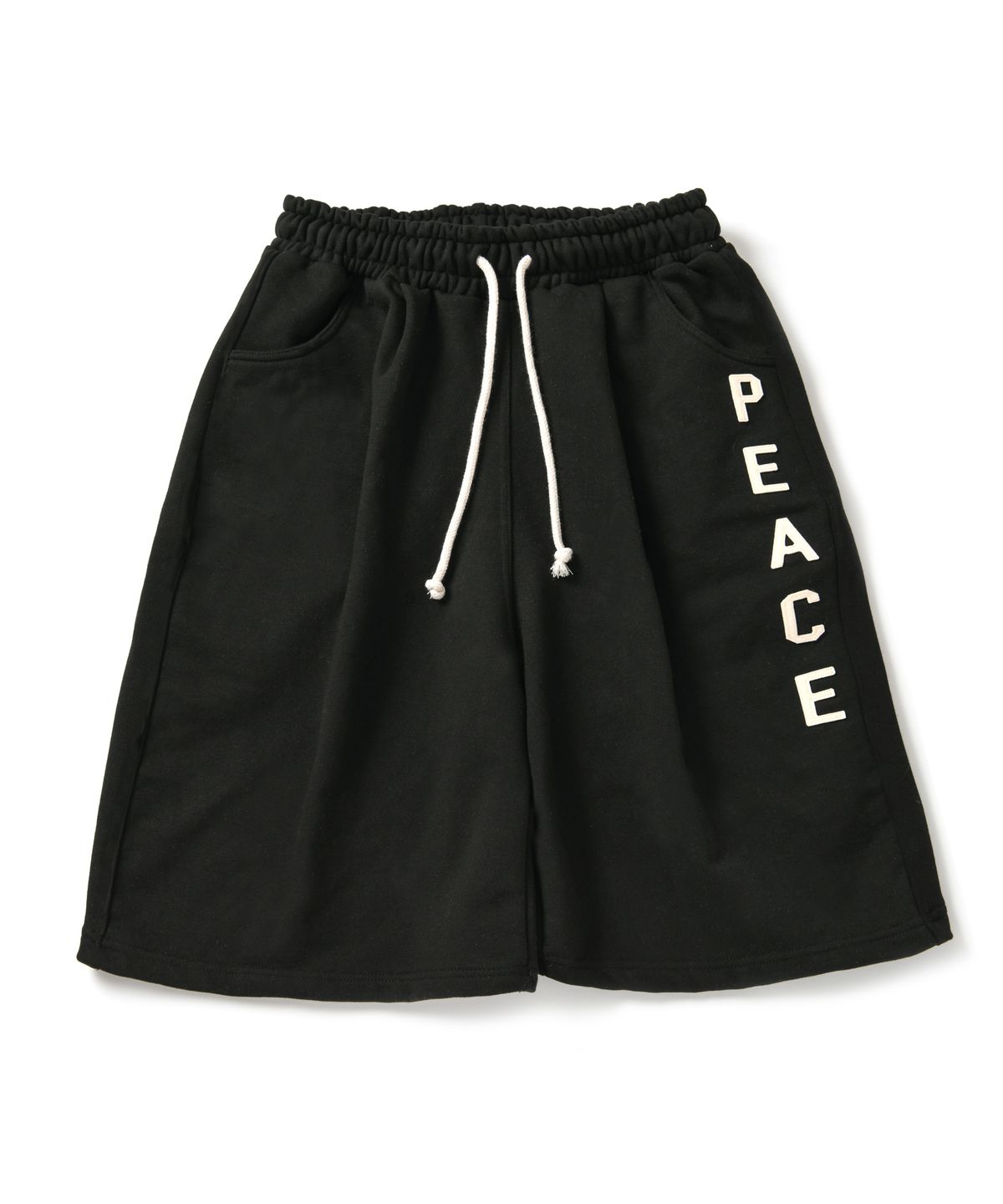 아모우(AMOU) PEACE One Tuck Bermuda Pants Black
