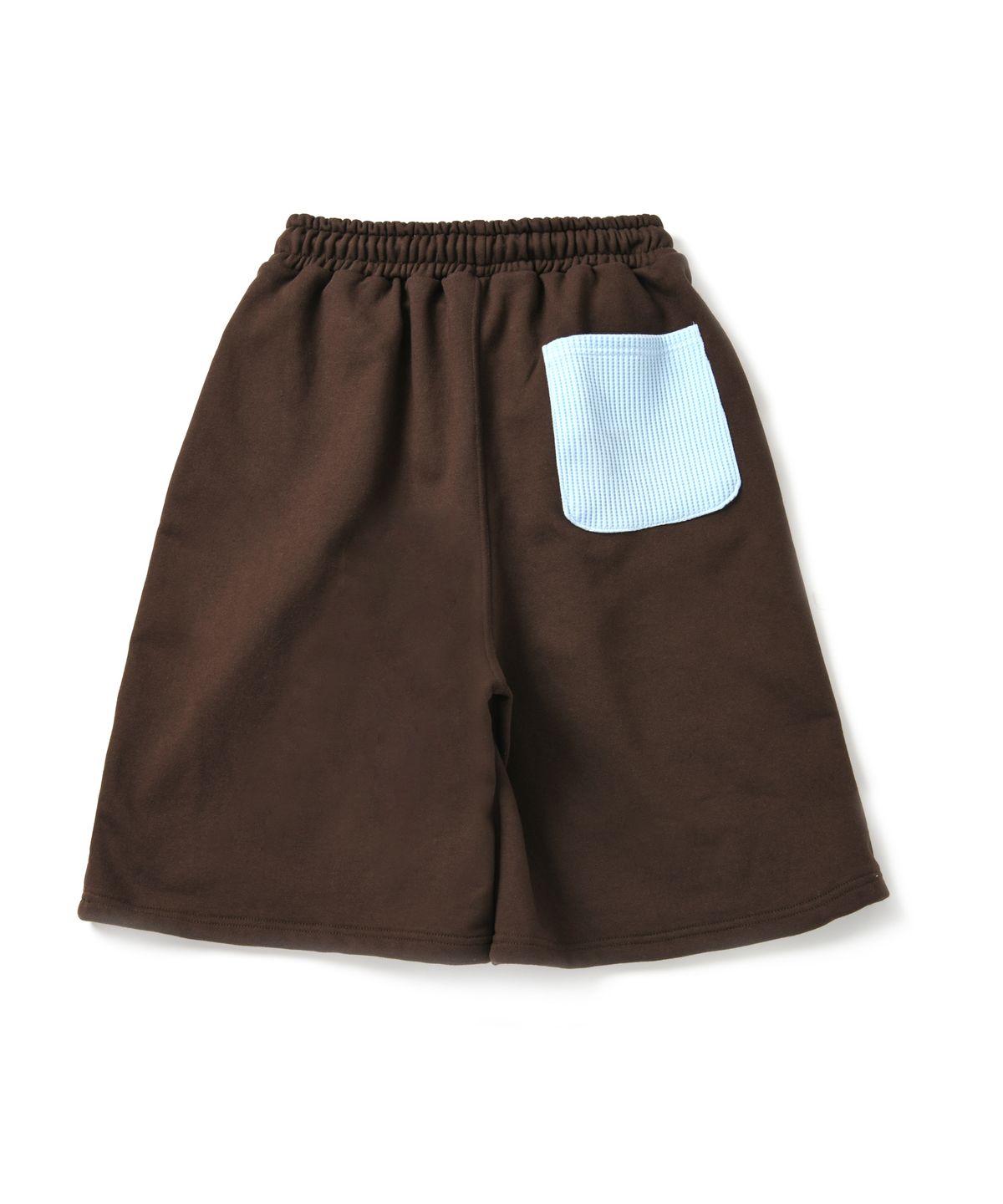 아모우(AMOU) PEACE One Tuck Bermuda Pants Brown