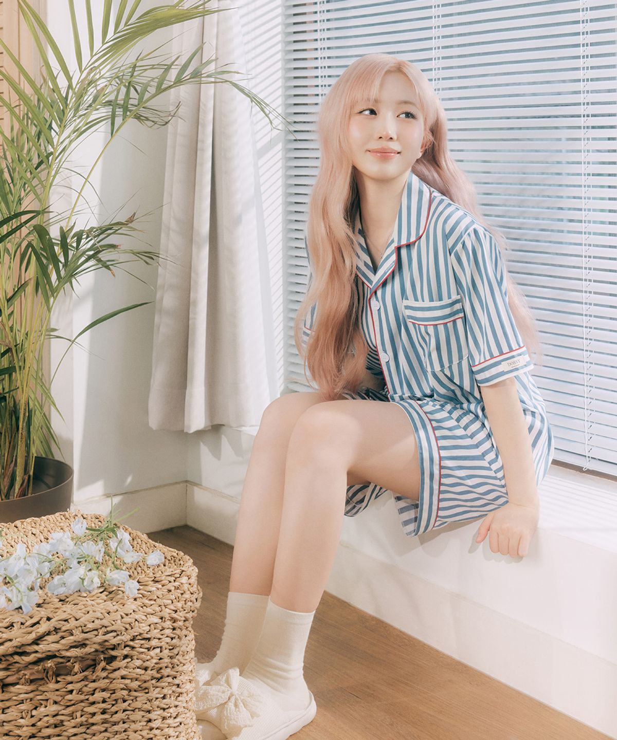 도씨(DOSSY) [2SET] 실크핏 토브 반팔 커플 잠옷 세트