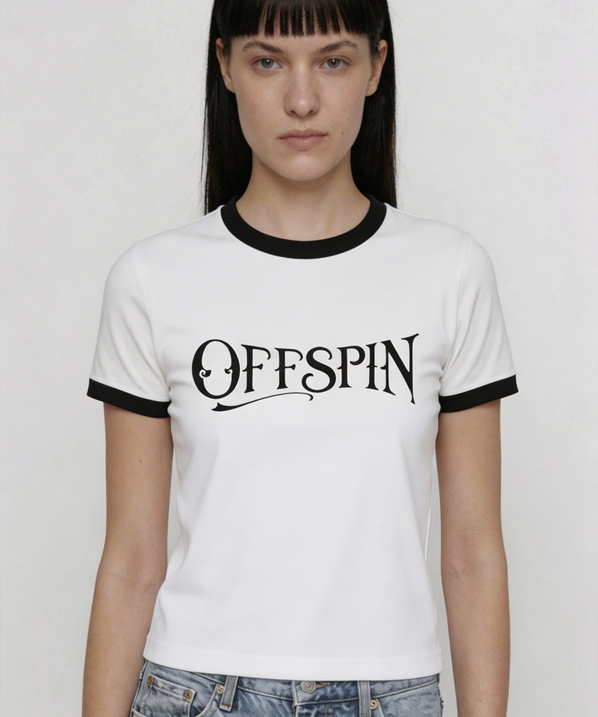 오프스핀(OFFSPIN) 우먼 90S 오프스핀 로고 그래픽 링고 크롭 티셔츠