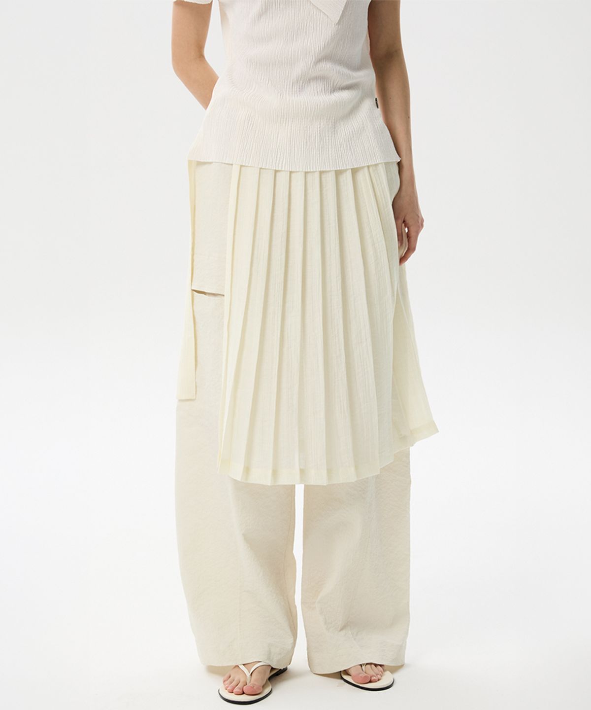 미드앤로우(MIDNLOW) Pleats Layered Skirt (Ivory)