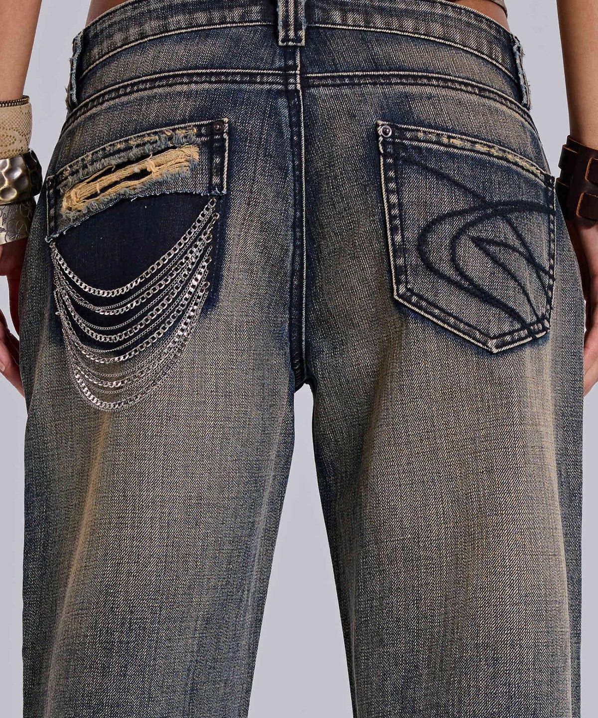 제이디드 런던(JADED LONDON) (W) 체인 디스트레스드 쿠퍼 진 블루 CHAIN DISTRESSED COOPER JEANS BLUE