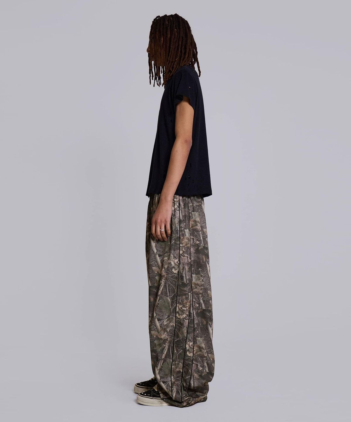 제이디드 런던(JADED LONDON) (U) 우드랜드 카모 베이퍼 조거 카키 WOODLAND CAMO VAPOR JOGGER KHAKI