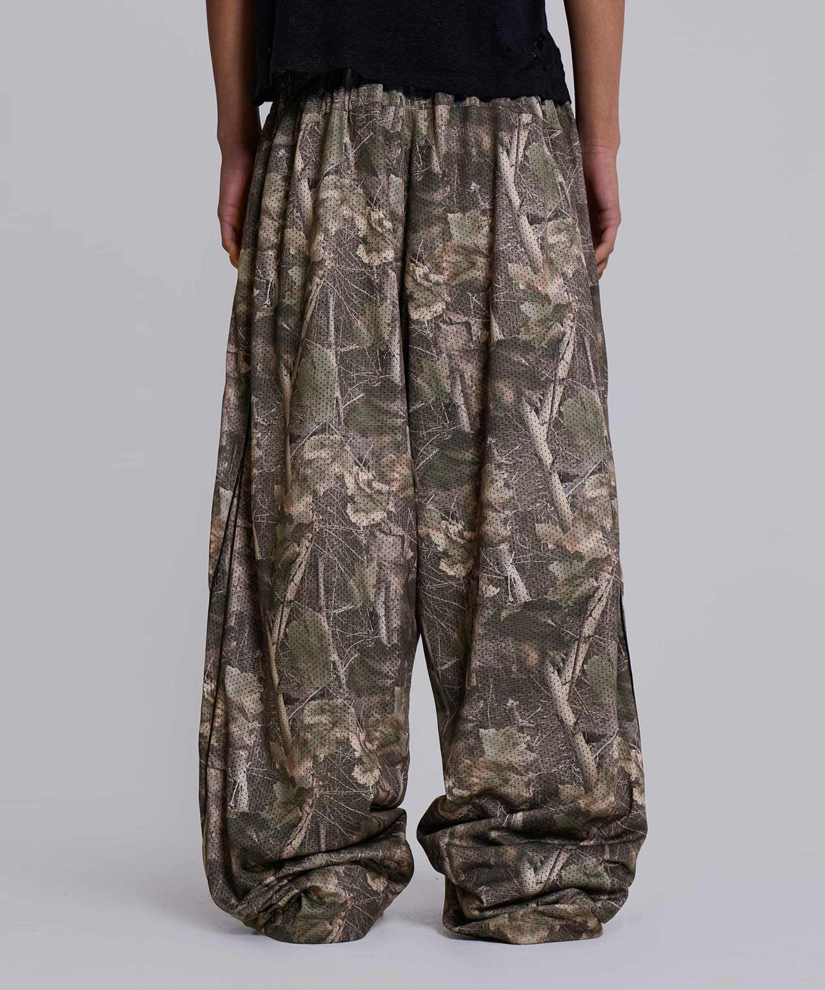 제이디드 런던(JADED LONDON) (U) 우드랜드 카모 베이퍼 조거 카키 WOODLAND CAMO VAPOR JOGGER KHAKI
