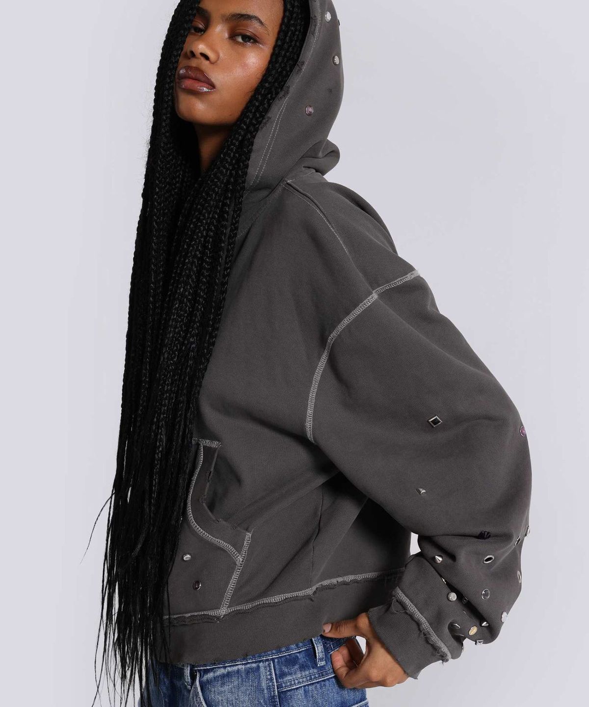 제이디드 런던(JADED LONDON) (U) 라인스톤 엠벨리시드 오버사이즈 후디 블랙 RHINESTONE EMBELLISHED OVERSIZED HOODIE BLACK