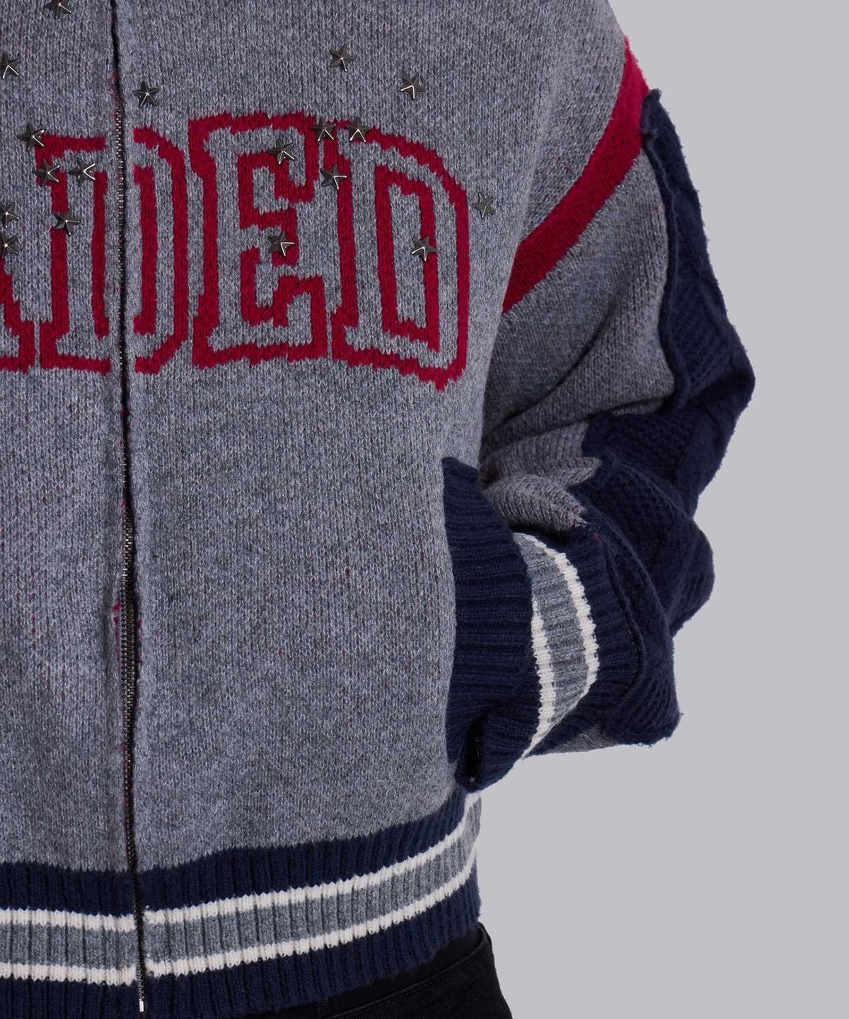 제이디드 런던(JADED LONDON) (U) 케이블 니트 슬리브 니티드 봄버 그레이 KNITTED BOMBER WITH CABLE KNIT SLEEVES GREY