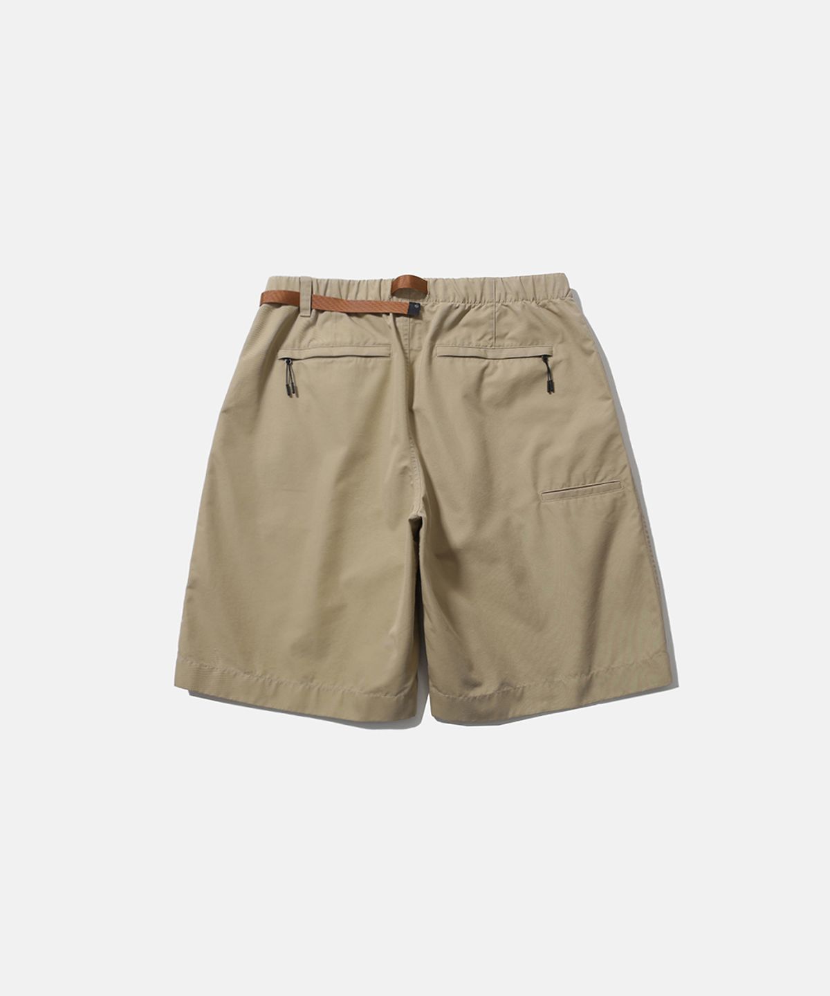 모이프(MOIF) [SS26] COMFY SKATER SHORTS / PALE KHAKI