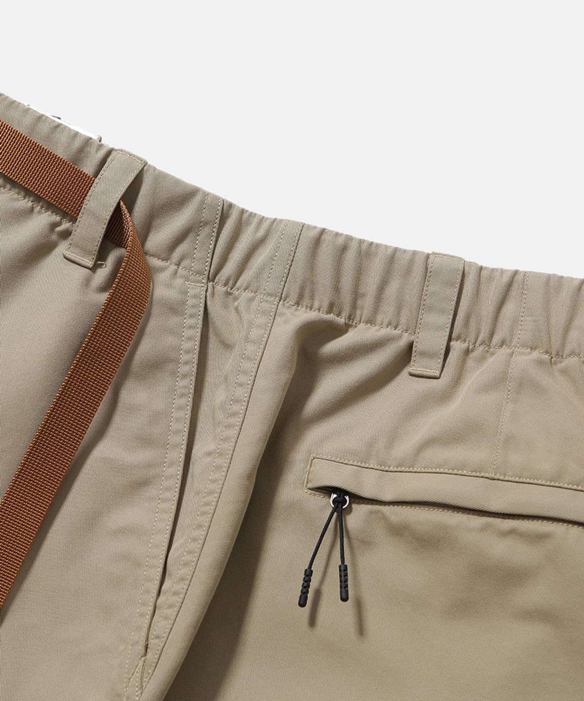 모이프(MOIF) [SS26] COMFY SKATER SHORTS / PALE KHAKI